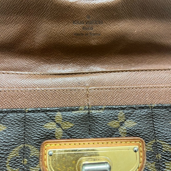 Vintage Turn lock wallet/ with dust cover - Picture 3 of 4